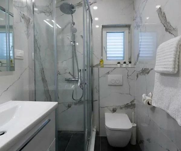 Ips Apartment With Free Parking *