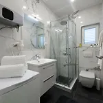 Lejlighed Ips Apartment With Free Parking Dubrovnik