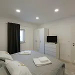 Lejlighed Ips Apartment With Free Parking *