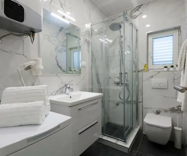 Апартаменты Ips Apartment With Free Parking Дубровник